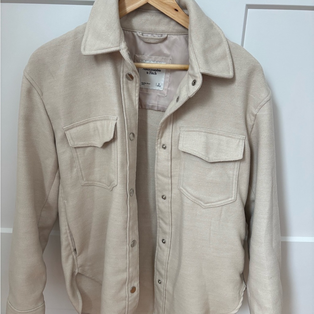 Abercrombie & Fitch Women’s Cream Shacket